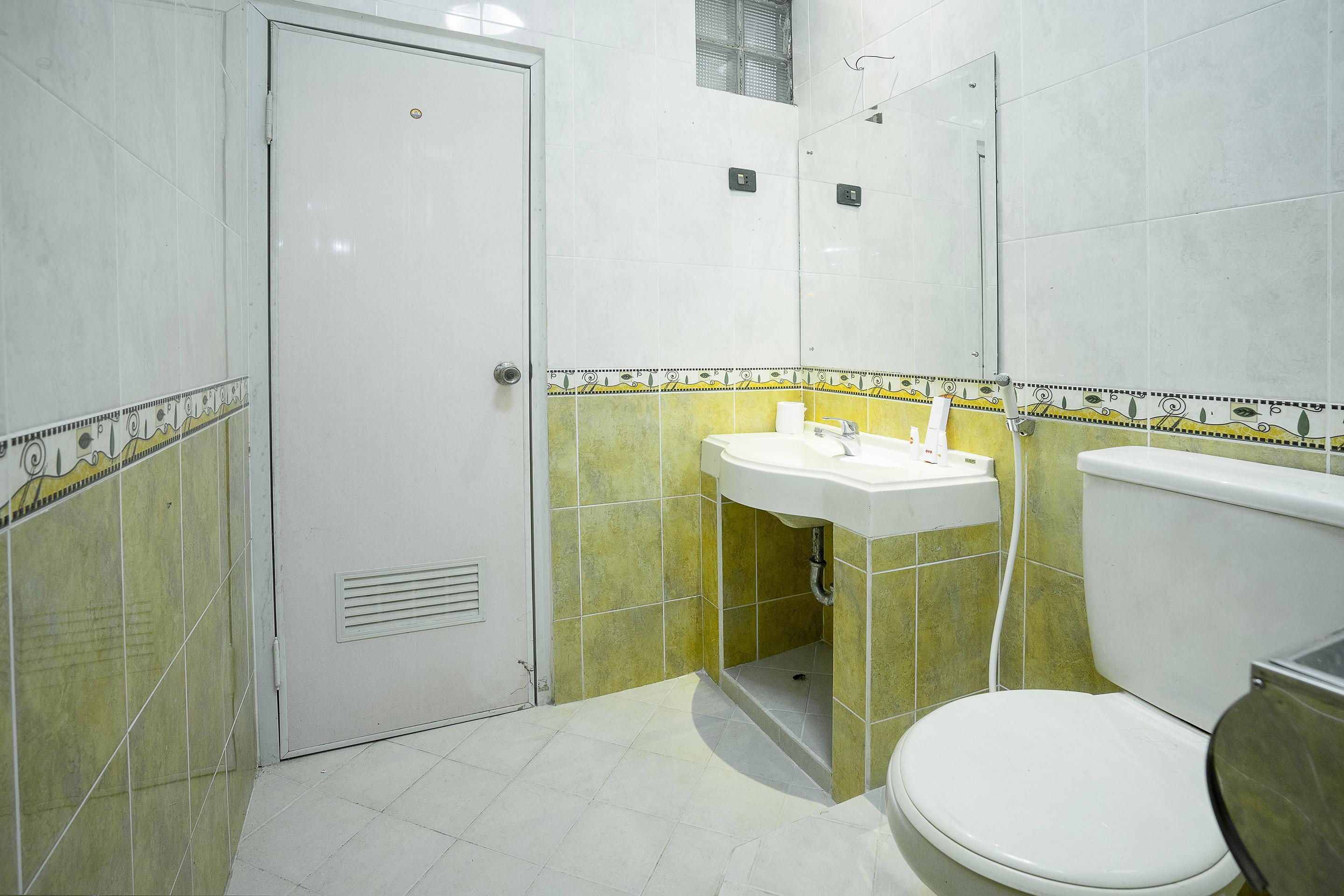 Urbanview Hotel Gading Kencana Samarinda By Reddoorz מראה חיצוני תמונה